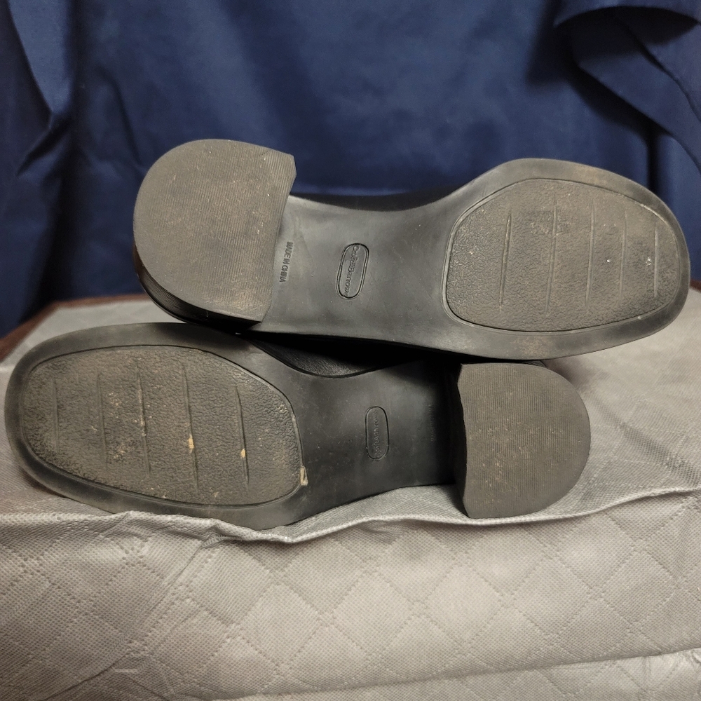 Croft & Barrow Leather Loafers. Size 7M.  (825) - Picture 8 of 8
